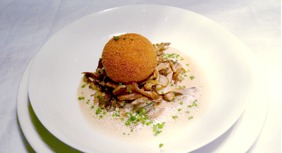 recette-fricassee-pleurotes-escargots-cromesquis