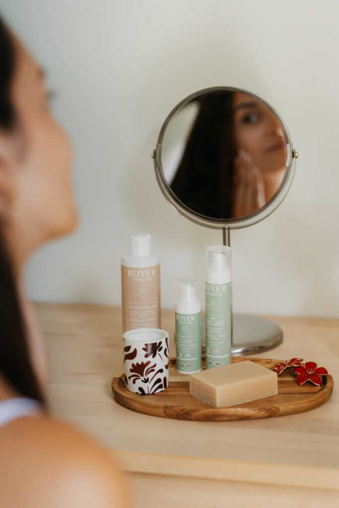 Nouvelle identité. Royer cosmétique. Cosmétique bave d'escargot pure